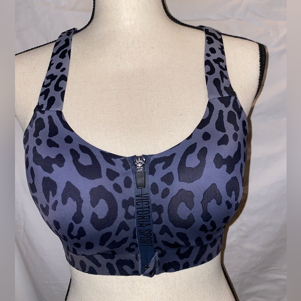 Victoria’s Secret Sports bra